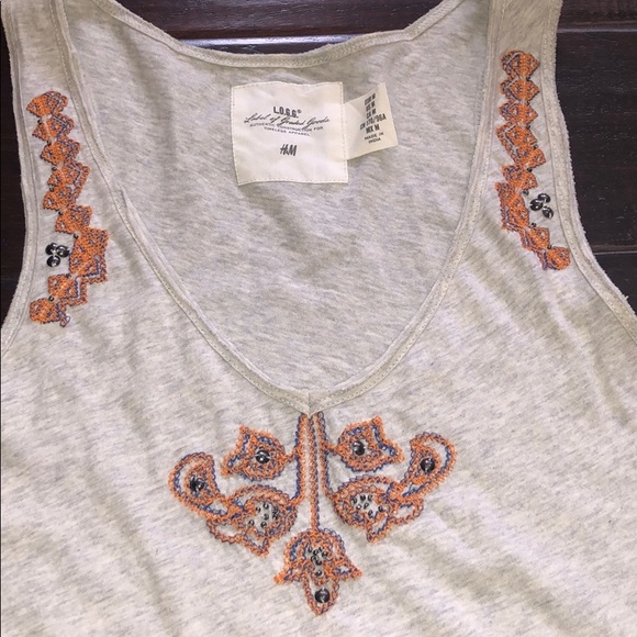 Gray racerback tank - Picture 2 of 7